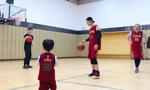 Xon xao tin don Huynh Hieu Minh - Angelababy ly hon sau 2 nam cuoi-Hinh-2