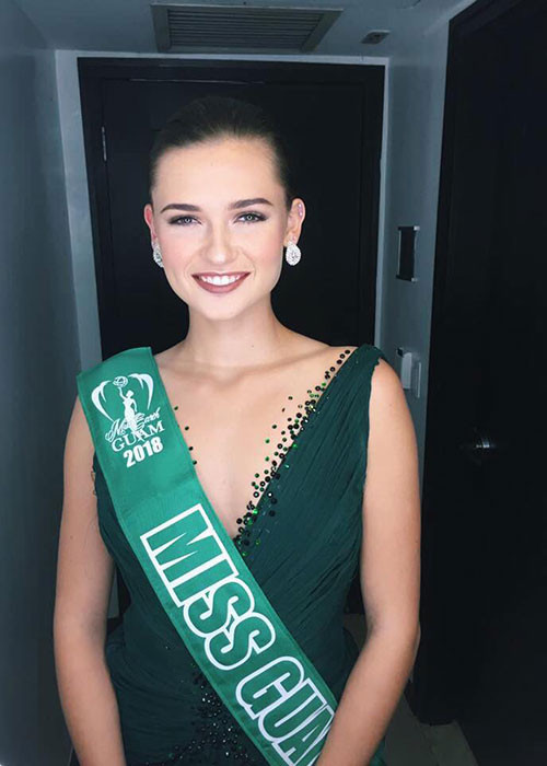 Nhan sắc của Emma không quá nổi bật trong dàn thí sinh Hoa hậu Trái đất năm nay.