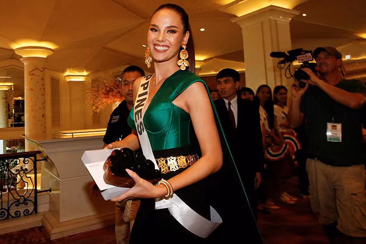 Cuộc thi Hoa hậu Hoàn vũ Thế giới 2018 diễn ra từ ngày 2/12 đến ngày 17/12 tại Thái Lan.