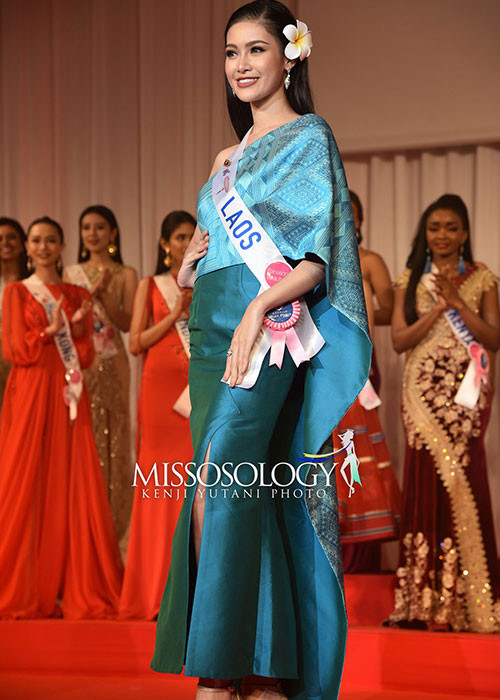 Chuyên trang sắc đẹp cũng đánh giá cao nhan sắc của đại diện Lào - Piyamarth Phounpaseuth. Cô lọt top 15 dự đoán. Chung kết cuộc thi Hoa hậu Quốc tế 2018 sẽ diễn ra vào chiều nay (9/11).