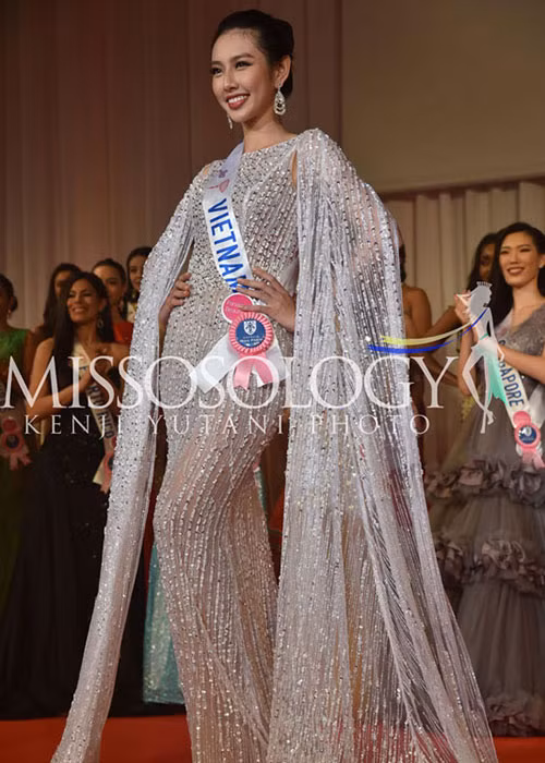 Chuyên trang sắc đẹp Missosology vừa đưa ra bảng dự đoán kết quả của cuộc thi Hoa hậu Quốc tế 2018. Nguyễn Thúc Thùy Tiên có mặt trong bảng dự đoán với vị trí thứ 14.