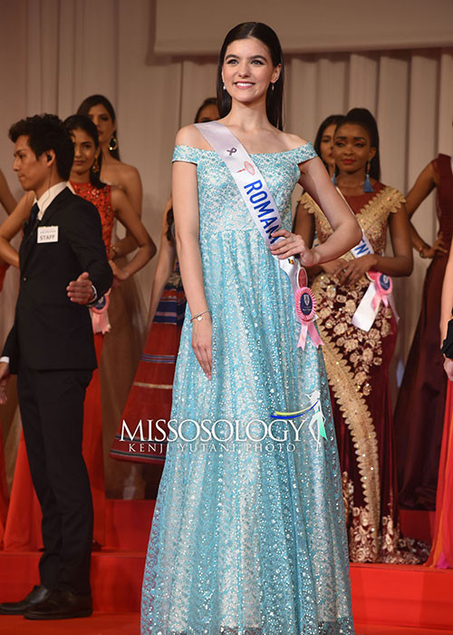 Missosology dự đoán á hậu 4 sẽ thuộc về đại diện Romani - Bianca Tirsin. Cô thu hút sự chú ý bởi vẻ ngoài xinh đẹp, tính cách thân thiện.