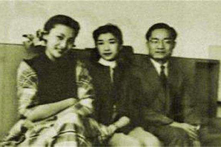 “Thái đẩu võ hiệp" sở hữu gia tài nghệ thuật đồ sộ, trong đó nhiều tiểu thuyết được chuyển thể thành phim nổi tiếng.