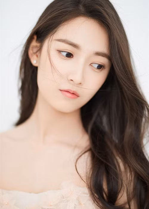 "Nàng Triệu Mẫn" của "Ỷ Thiên Đồ Long Ký" phiên bản năm 2018 là gà cưng của ngôi sao Hoa ngữ Đường Yên.