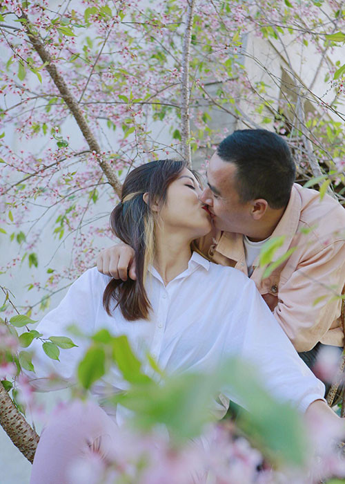 Hoàng Linh và Mạnh Hùng vốn công khai chuyện tình cảm vào năm 2016 khi thường xuyên chia sẻ hình ảnh hạnh phúc bên nhau.