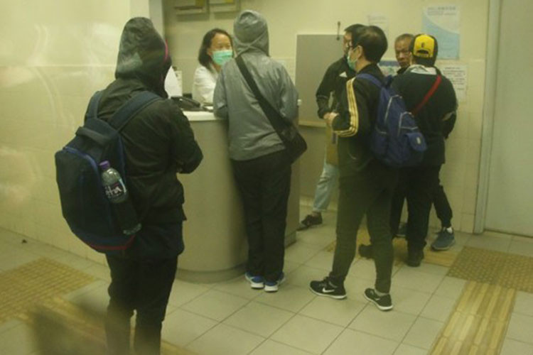 Trước đó, nhiều nghệ sĩ cố gắng liên lạc với chị gái của Lam Khiết Anh.