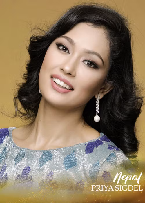 Đại diện Nepal Priya Sigdel đến nay chỉ giành một giải bạc ở phần thi tài năng nhưng người đẹp 23 tuổi này sẽ làm được nhiều hơn thế. Đại diện Nepal hiện là một trong những thí sinh có video tham dự phần thi bảo vệ môi trường ấn tượng nhất.