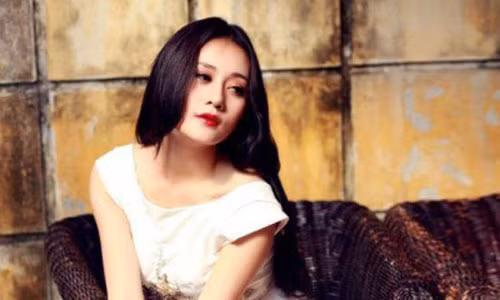 Hanh trinh tu nang mau vo danh chuyen yeu dai gia den Quynh bup be