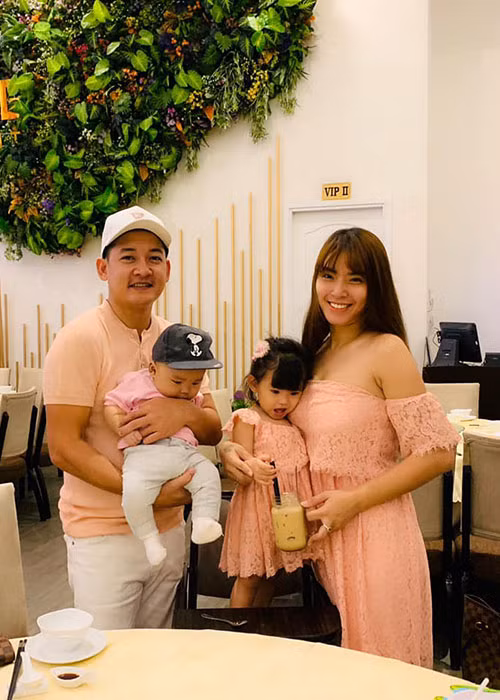 Hai Bang don sinh nhat sau tin mang thai lan 3 nhieu rui ro