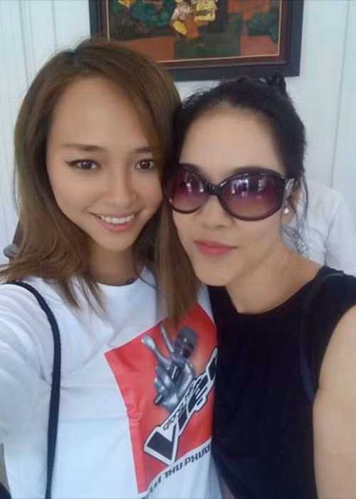 Tình thầy trò của Thu Phương với các học trò tại cuộc Giọng hát Việt 2015 Kiều Anh, Kimmese và Hải Yến cũng rạn nứt khi Thu Phương bị người thân của Kiều Anh tố không quan tâm đến học trò, còn Kimmese và Hải Yến tố cô "sống hai mặt". Ảnh: Đất Việt