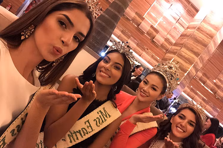 HH Phuong Khanh rang ro ben dan a hau sau dang quang