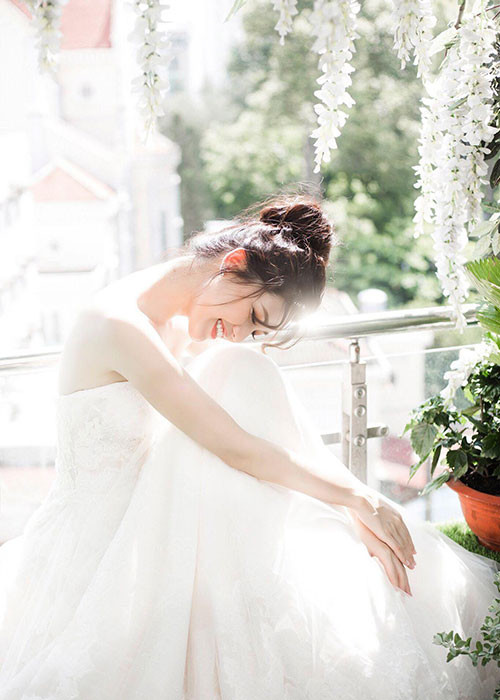 Bạn trai của Á hậu Ngô Thanh Thanh Tú là mối tình đầu tiên của người đẹp.