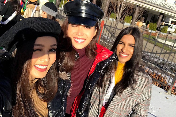 Hình ảnh Minh Tú tươi rói trong hoạt động mới nhất của cuộc thi.