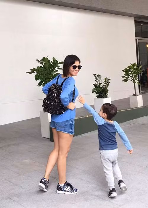 Qua những lời chia sẻ của Thu Minh, con trai của cô rất hiếu động.