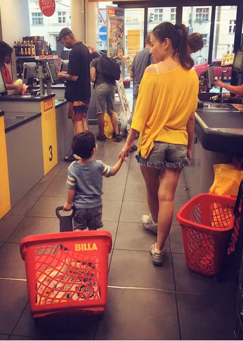 Con trai Thu Minh vẫn là một trong những nhóc tì nhà sao Việt được săn đón nhiều nhất dù chưa lộ diện hoàn toàn.