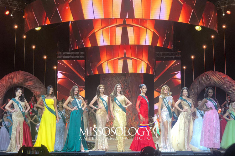 Khán giả, bạn bè đồng loạt gửi lời chúc mừng đến Phương Khánh khi cô lập thành tích đáng tự hào trên đấu trường nhan sắc quốc tế.