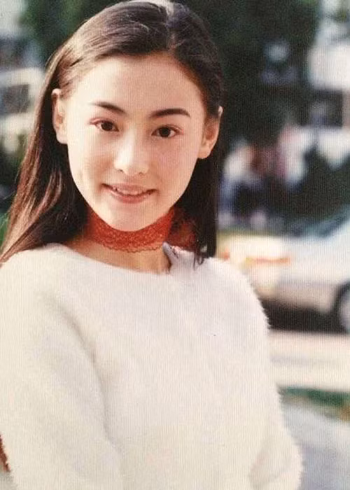  Trương Bá Chi sinh năm 1980. Năm 17 tuổi, cô bước chân vào làng giải trí. Ảnh: Sohu