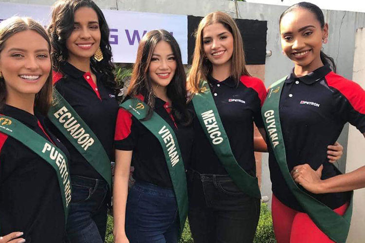 Ảnh của Phương Khánh trên fanpage của cuộc thi đạt 50.000 lượt chia sẻ. Trong khi đó, top 3 gồm đại diện Indonesia, Malaysia và Campuchia với lượt chia sẻ lần lượt là 137.000, 100.000 và 62.000. Nếu chiến thắng ở vòng bình chọn, Phương Khánh sẽ có nhiều cơ hội lọt vào bán kết.