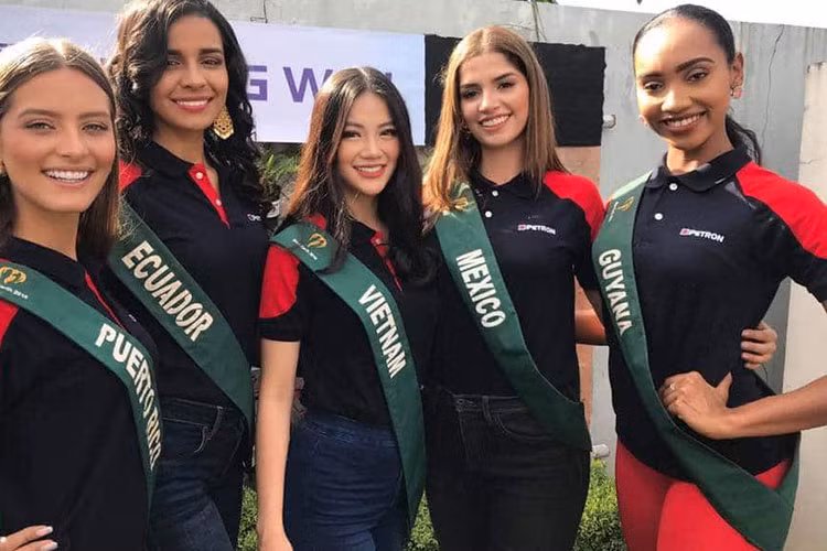 Ảnh của Phương Khánh trên fanpage của cuộc thi đạt 50.000 lượt chia sẻ. Trong khi đó, top 3 gồm đại diện Indonesia, Malaysia và Campuchia với lượt chia sẻ lần lượt là 137.000, 100.000 và 62.000. Nếu chiến thắng ở vòng bình chọn, Phương Khánh sẽ có nhiều cơ hội lọt vào bán kết.