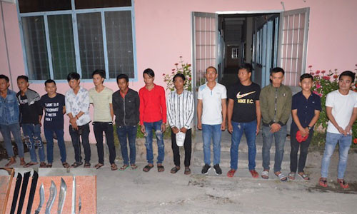 Cha ruot thue giang ho 50 trieu dong mang hung khi bat con gai