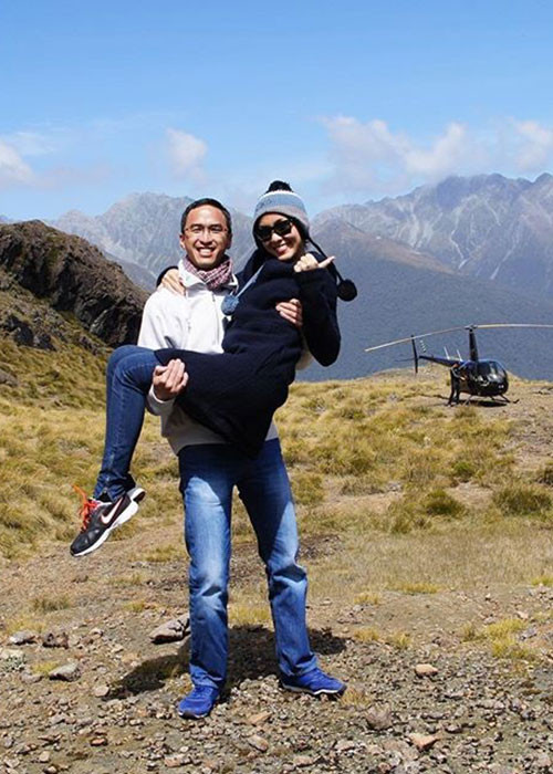 Hình ảnh Tăng Thanh Hà bên ông xã trong chuyến đi nước ngoài kỷ niệm 4 năm về chung một nhà.