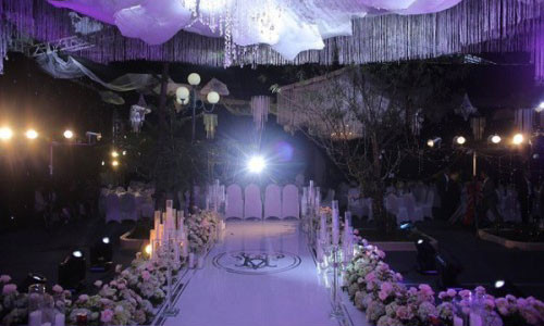 Nga ngua ve su that chi phi dung rap cuoi 2,5 ty dong o Cao Bang