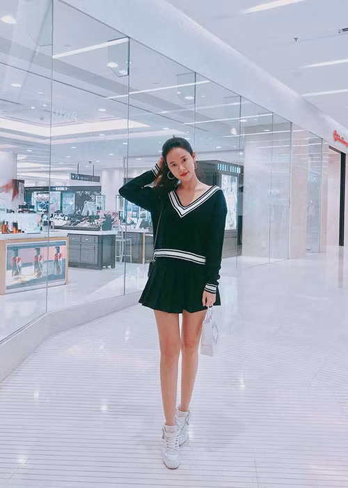 Nữ diễn viên đến nay vẫn luôn tránh những ồn ào, thị phi.