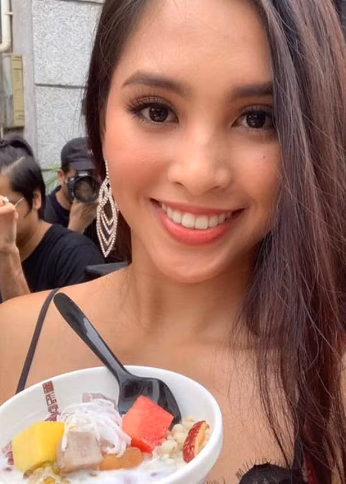 Hình ảnh gợi cảm của Trần Tiểu Vy tại cuộc thi nhận được sự chú ý của người hâm mộ.