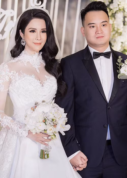 Trước khi yêu và kết hôn với Đức Phạm, Diệp Lâm Anh chưa từng công khai mối tình nào.