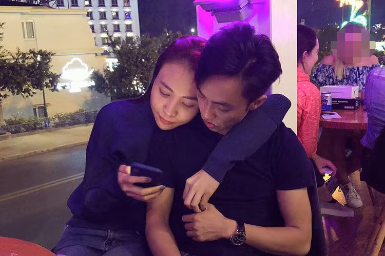 Mối tình giữa Đàm Thu Trang và Cường Đô la đang rất mặn nồng. Cả hai được cho là sẽ làm đám cưới vào tháng 5/2019.