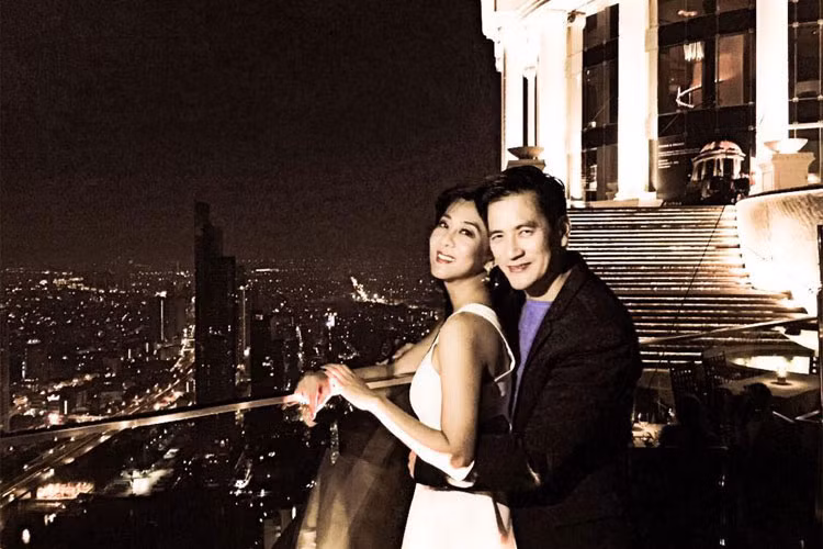 Theo lời Kỳ Duyên, doanh nhân Duy Hân từng trải qua hôn nhân đổ vỡ. Ngoài ra, anh có mối quan hệ rất tốt với hai con gái của cô.