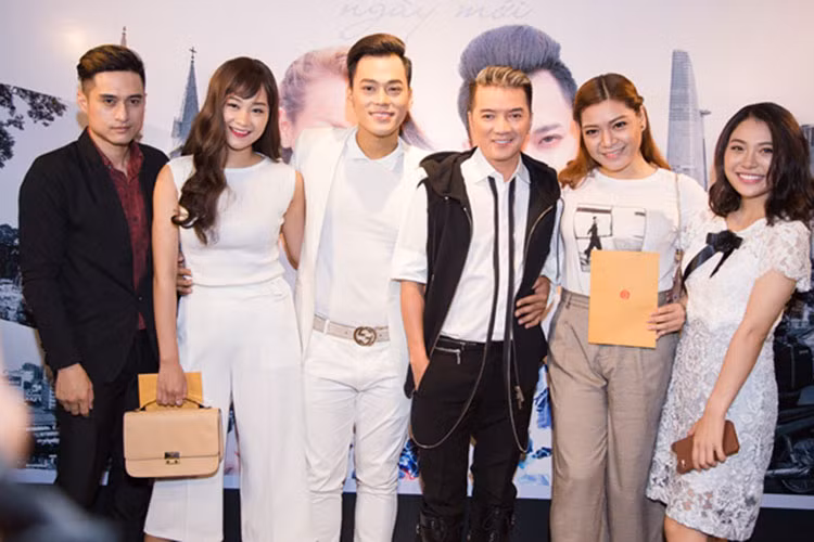 Lên tiếng về ồn ào với Phan Ngọc Luân, Mr Đàm khẳng định học trò dùng chuyện giường chiếu để PR cho sản phẩm âm nhạc. Tuy vậy, "ông hoàng nhạc Việt" sẵn sàng tha thứ cho Phan Ngọc Luân vì học trò nông nổi, tin lời xúi giục, tư vấn sai của những người không có tâm. Ảnh: Life Style