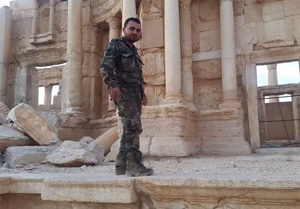 Binh sỹ Syria được cho là ở Palmyra để tham gia chiến dịch phá vòng vây của IS ở Deir Ezzor.