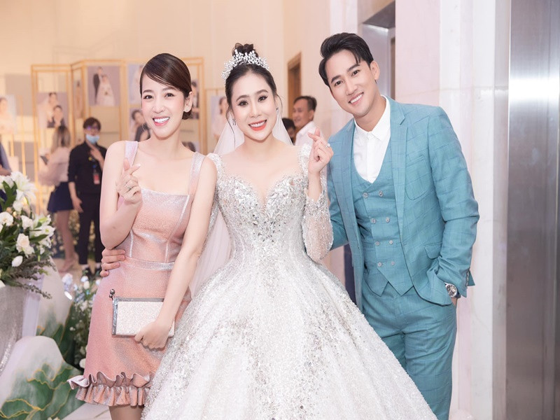 Hà Trí Quang cũng dự tiệc cưới.