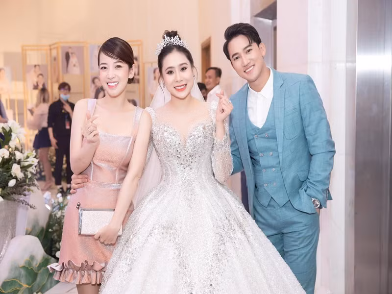 Hà Trí Quang cũng dự tiệc cưới.