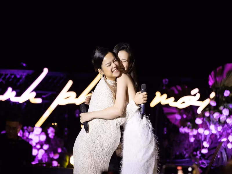 Phạm Quỳnh Anh thừa nhận mang thai sau một thời gian dài râm ran tin đồn nữ ca sĩ có tin vui. Ảnh: FBNV