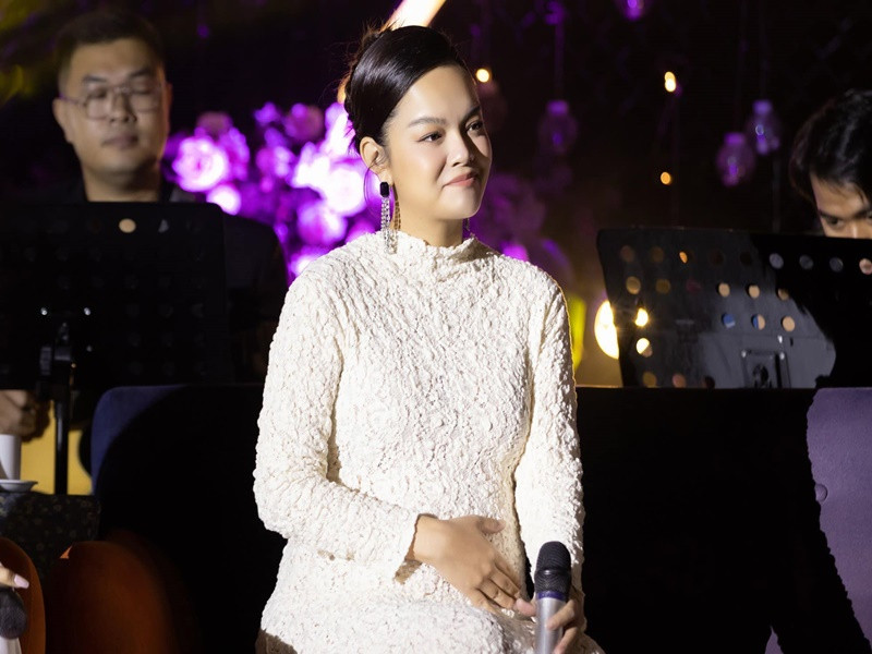 Thông tin Phạm Quỳnh Anh mang bầu lần 3 được người trong cuộc xác nhận cách đây không lâu. Ảnh: FBNV