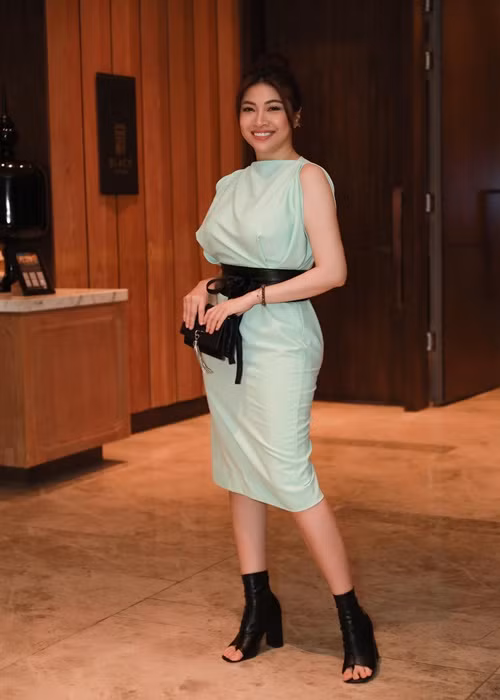 Trở lại cuộc sống độc thân, Pha Lê ngày càng xinh đẹp.