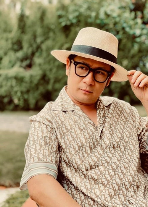  Bằng Kiều hiện tại có một cậu con trai thứ 4 gần 1 tuổi với người mới. Ảnh: FBNV