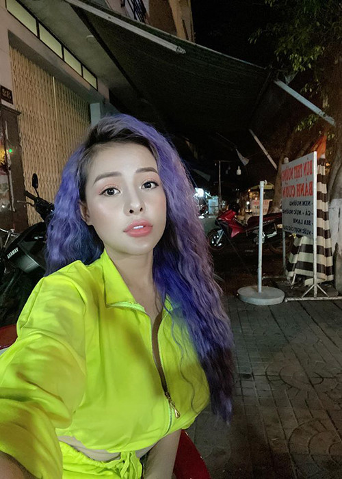 Lương Bằng Quang cho biết bạn gái của anh chắc chắn không chủ động sử dụng bất kì chất kích thích nào, kể cả rượu bia. Nam nhạc sĩ cho rằng có thể Ngân 98 đã mắc bẫy, uống ly bia hay rượu có ma túy. Về phần mình, Ngân 98 liên tục kêu oan. Ảnh: FBNV