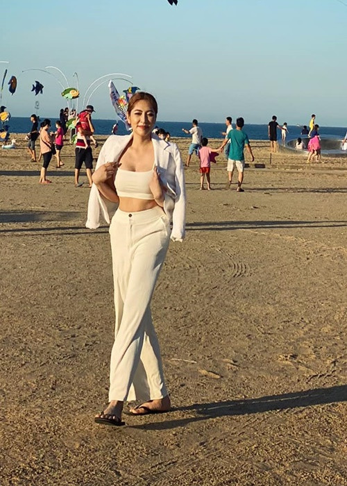 Phía chồng cũ của Thu Thảo phủ nhận mọi lời tố của người đẹp. Sau một thời gian đấu tố, hai bên đều giữ im lặng nên lùm xùm cũng lắng xuống.