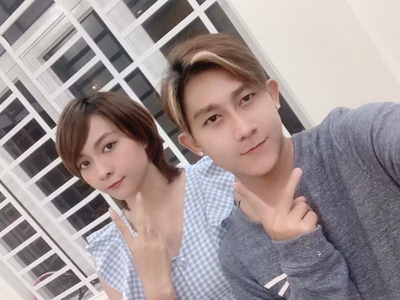 Vợ chồng Hồ Gia Hùng gặp nhau 8 năm trước. Cả hai chính thức yêu nhau được khoảng 4 năm. Ảnh: FBNV