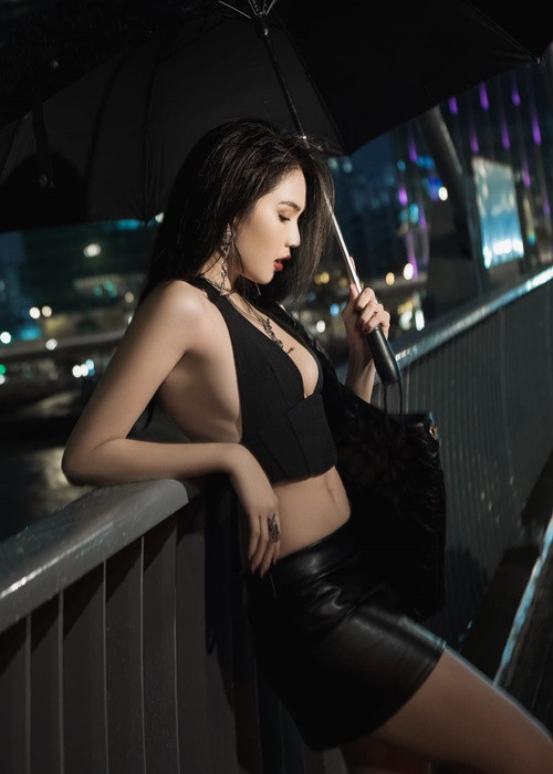 Cách đây ít ngày, Ngọc Trinh vướng ồn ào mua đất.