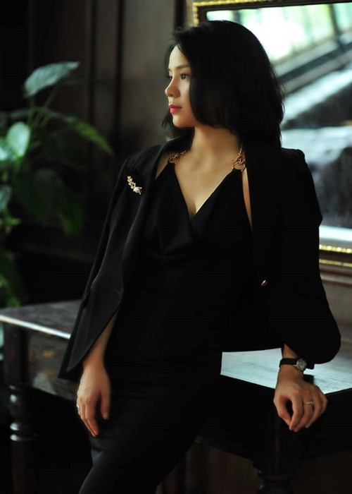 Nữ diễn viên ngày càng mặn mà sau khi sinh con. Ảnh: FBNV