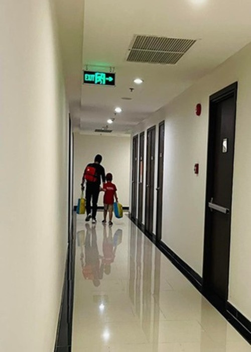 Ông xã của Lê Bê La chiều chuộng con riêng của nữ diễn viên.