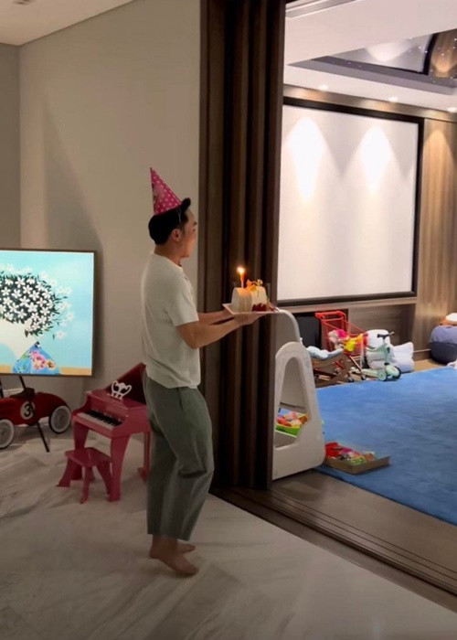 Cường Đô la - Đàm Thu Trang tổ chức sinh nhật cho bé Subeo Cuong Do la - Dam Thu Trang to chuc sinh nhat cho be Subeo