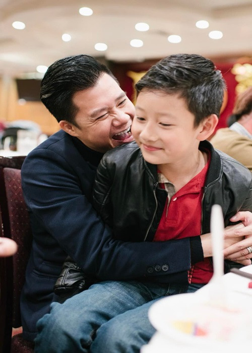 Con trai của Jennifer Phạm - Quang Dũng học tập tại Mỹ trong những năm qua.