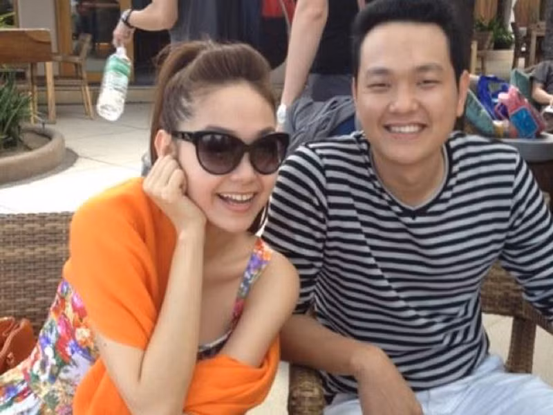 Minh Hải còn tiết lộ, Minh Hằng khó tính nên chị em ruột vẫn cãi nhau vì công việc, nữ ca sĩ luôn ăn cơm cùng mẹ ít nhất mỗi ngày một lần.