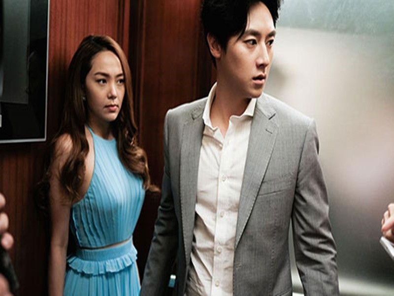 Rocker Nguyễn là người tình của Minh Hằng trong phim “Sắc đẹp ngàn cân”. Ảnh: ĐPCC