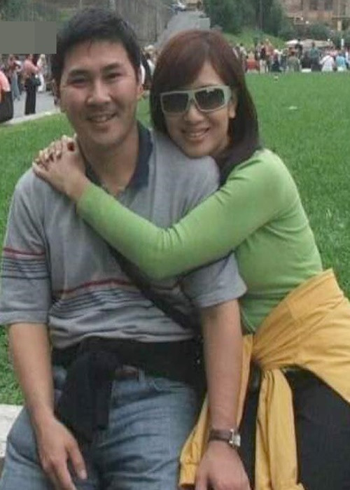 Vợ chồng Hoa khôi Thể thao năm 1995 thường xuyên đăng tải hình ảnh hạnh phúc bên nhau. Trong ảnh, Thu Hương bên doanh nhân Nguyễn Hoài Nam cách đây 18 năm.